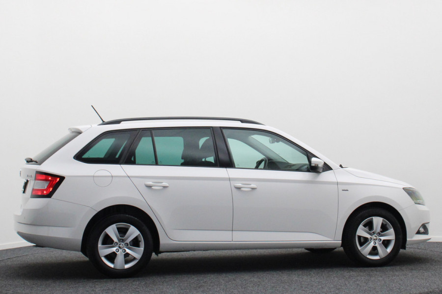 Škoda Fabia Combi 1.0 TSI Clever Climate, Cruise, Verwarmde Stoelen, Bluetooth, Navigatie, DAB, PDC, 15''