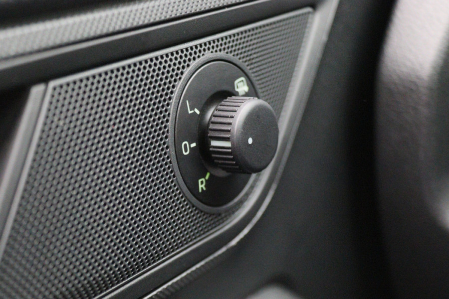 Škoda Fabia Combi 1.0 TSI Clever Climate, Cruise, Verwarmde Stoelen, Bluetooth, Navigatie, DAB, PDC, 15''
