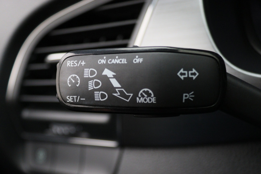 Škoda Fabia Combi 1.0 TSI Clever Climate, Cruise, Verwarmde Stoelen, Bluetooth, Navigatie, DAB, PDC, 15''