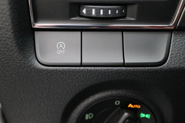 Škoda Fabia Combi 1.0 TSI Clever Climate, Cruise, Verwarmde Stoelen, Bluetooth, Navigatie, DAB, PDC, 15''
