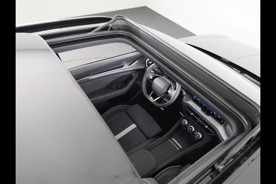 Škoda Kodiaq Sportline Business 1.5 TSI PHEV 204pk | Panoramadak | Trekhaak | 20 inch | Canton Sound System | Comfort pakket
