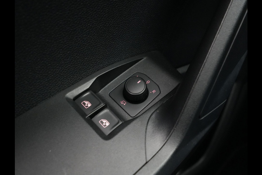 Seat Ibiza 1.0 TSI 115pk DSG Style Business Intense Navigatie Camera Clima Cruise 268