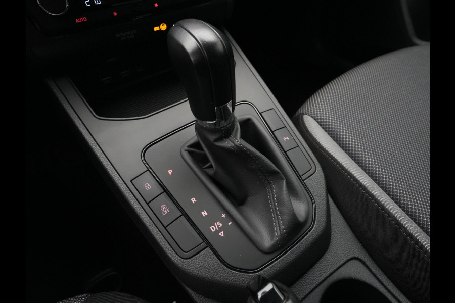 Seat Ibiza 1.0 TSI 115pk DSG Style Business Intense Navigatie Camera Clima Cruise 268
