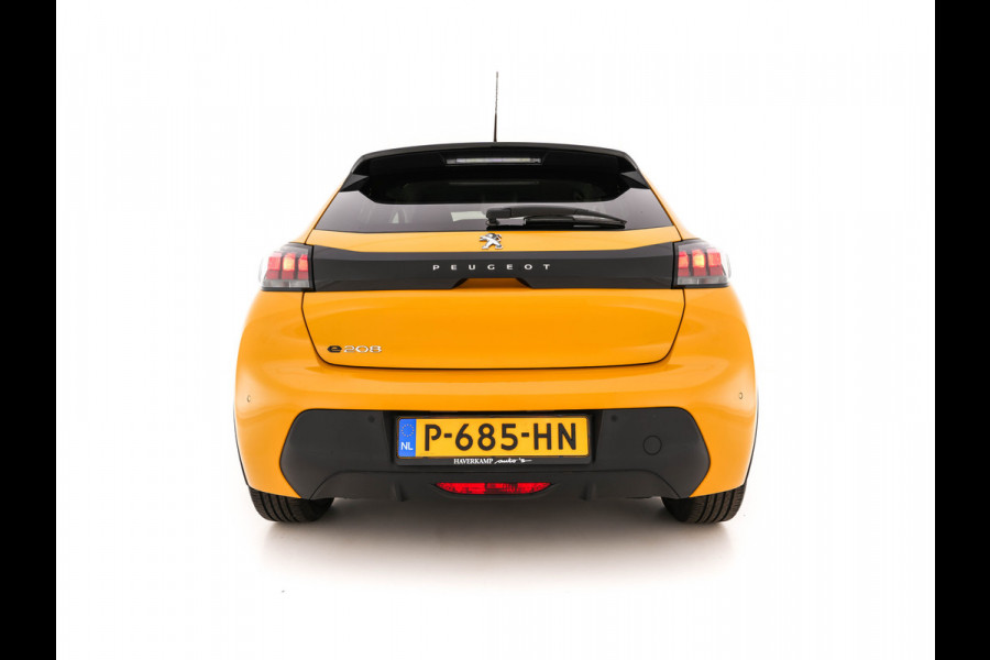 Peugeot e-208 EV Blue Lease Allure 50 kWh (INCL-BTW) *FULL-LED | DIGI-COCKPIT | NAVI-FULLMAP | KEYLESS | CCS-FASTLOADER | CAMERA | 1/2 LEDER | ECC | PDC | APP.CONNECT | LANE-ASSIST | CRUISE | COMFORT-SEATS | 16"ALU*
