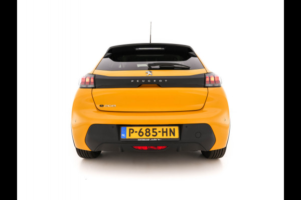 Peugeot e-208 EV Blue Lease Allure 50 kWh (INCL-BTW) *FULL-LED | DIGI-COCKPIT | NAVI-FULLMAP | KEYLESS | CCS-FASTLOADER | CAMERA | 1/2 LEDER | ECC | PDC | APP.CONNECT | LANE-ASSIST | CRUISE | COMFORT-SEATS | 16"ALU*