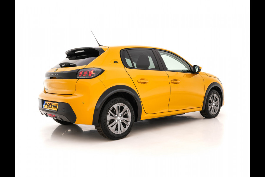 Peugeot e-208 EV Blue Lease Allure 50 kWh (INCL-BTW) *FULL-LED | DIGI-COCKPIT | NAVI-FULLMAP | KEYLESS | CCS-FASTLOADER | CAMERA | 1/2 LEDER | ECC | PDC | APP.CONNECT | LANE-ASSIST | CRUISE | COMFORT-SEATS | 16"ALU*