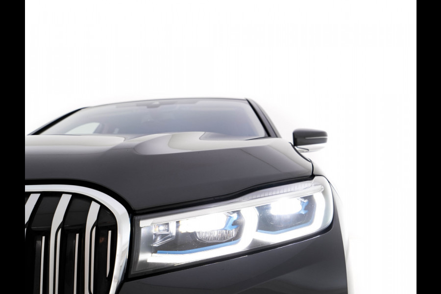 BMW 7 Serie 745e High Executive (INCL-BTW) *LASER-LED | EXCLUSIV-NAPPA-LEATHER | HEAD-UP | SOFT-CLOSE | BLIND-SPOT | MEMORY-PACK | DIGI-COCKPIT | KEYLESS | DAB+ | CAMERA | COMFORT-SEATS | AMBIENT-LIGHT | DAB | CARPLAY | 18"