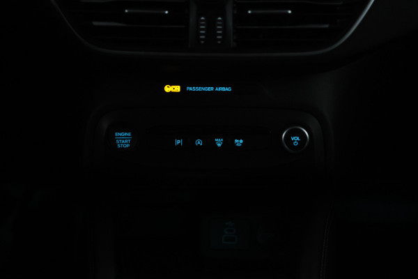 Ford FOCUS Wagon 1.5 EcoBlue Titanium X Automaat, Nieuw model!, Trekhaak,