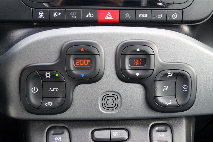 Fiat Panda 1.2 Lounge | Climate control | Bluetooth | Lm velgen