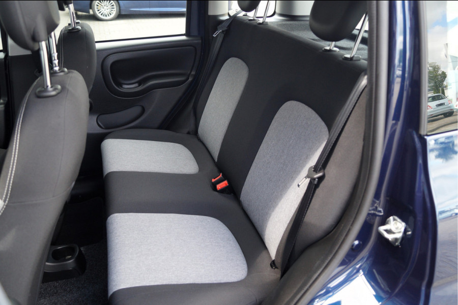 Fiat Panda 1.2 Lounge | Climate control | Bluetooth | Lm velgen