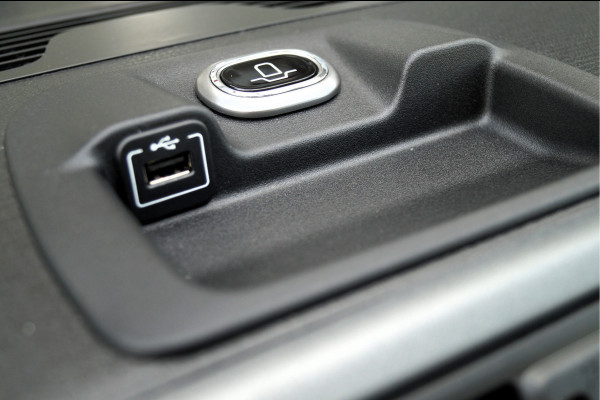 Fiat Panda 1.2 Lounge | Climate control | Bluetooth | Lm velgen