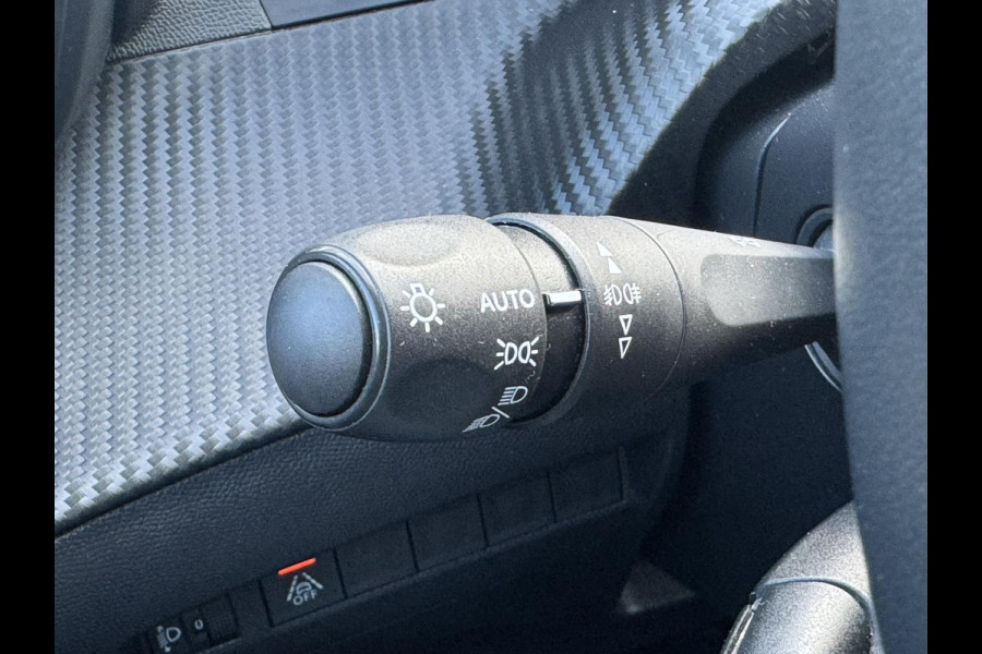 Peugeot 2008 1.2 PureTech Style Trekhaak Camera Led Cruise Clima Carplay Navigatie