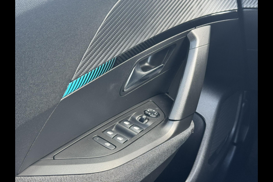 Peugeot 2008 1.2 PureTech Style Trekhaak Camera Led Cruise Clima Carplay Navigatie