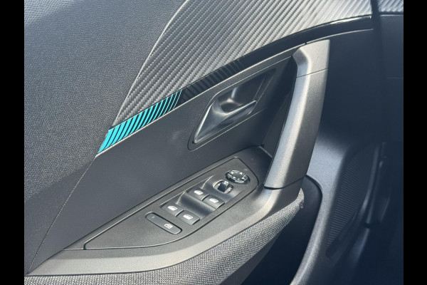 Peugeot 2008 1.2 PureTech Style Trekhaak Camera Led Cruise Clima Carplay Navigatie