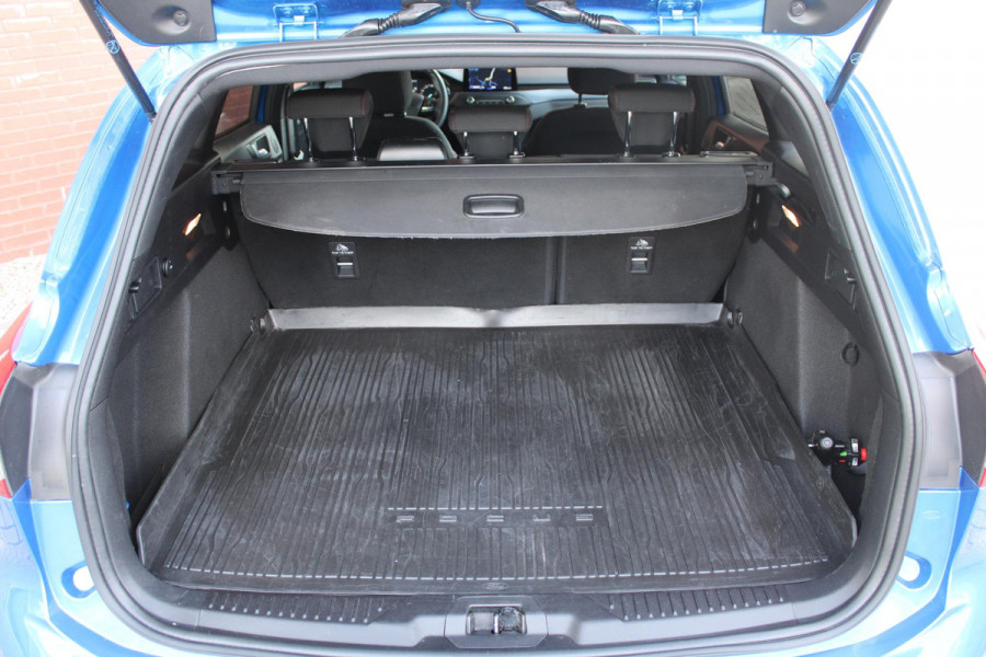 Ford FOCUS Wagon 2.0 EcoBlue ST Line Business 150pk Automaat | Adaptive cruise control | Winter Pack | Bang&Olufsen | Full LED | Rode remklauwen