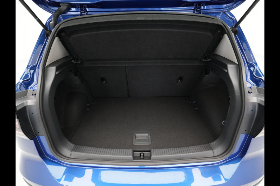 Volkswagen T-Cross 1.0 TSI 95pk Life Navi via App Clima Pdc Lm Velgen 162
