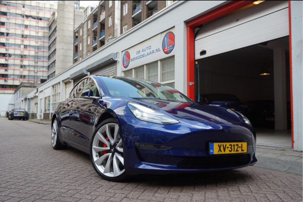 Tesla Model 3 Performance AWD 75 kWh Long Range | Liefhebbersconditie | 464pk | Origineel Nederlands Dealer onderhouden | Carbon Spoiler | Premium Audio | 20inch