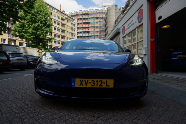 Tesla Model 3 Performance AWD 75 kWh Long Range | Liefhebbersconditie | 464pk | Origineel Nederlands Dealer onderhouden | Carbon Spoiler | Premium Audio | 20inch