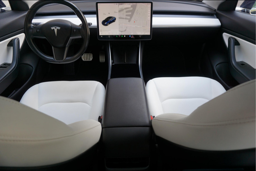 Tesla Model 3 Performance AWD 75 kWh Long Range | Liefhebbersconditie | 464pk | Origineel Nederlands Dealer onderhouden | Carbon Spoiler | Premium Audio | 20inch