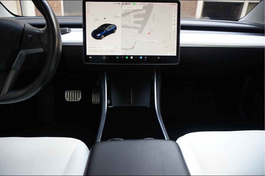 Tesla Model 3 Performance AWD 75 kWh Long Range | Liefhebbersconditie | 464pk | Origineel Nederlands Dealer onderhouden | Carbon Spoiler | Premium Audio | 20inch