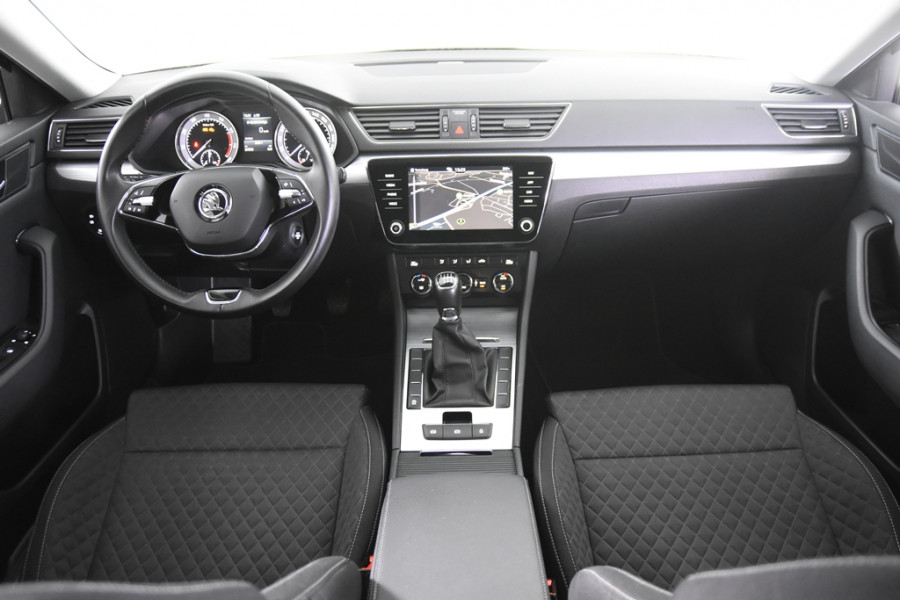 Škoda Superb Combi 1.5 TSI ACT Ambition Business *1ste Eigenaar*Navigatie*Parkassist*