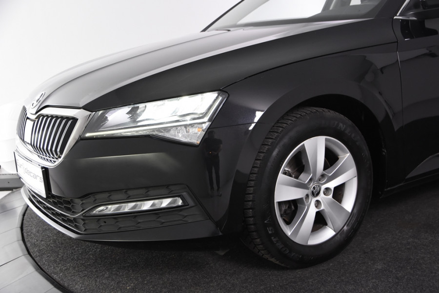 Škoda Superb Combi 1.5 TSI ACT Ambition Business *1ste Eigenaar*Navigatie*Parkassist*