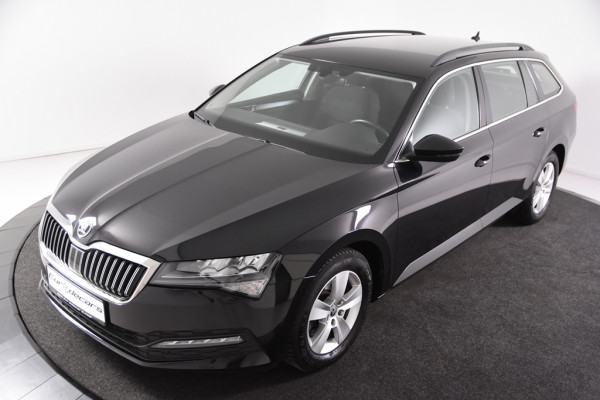 Škoda Superb Combi 1.5 TSI ACT Ambition Business *1ste Eigenaar*Navigatie*Parkassist*