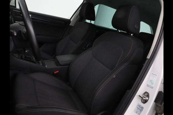 Škoda Superb 1.4 TSI iV Business Edition | Stoelverwarming | Carplay | Carplay | Virtual Cockpit | Navigatie | Parkeerhulp | Full LED | PHEV