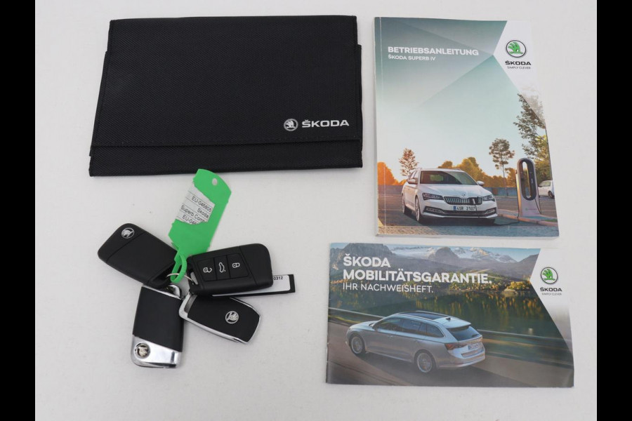 Škoda Superb 1.4 TSI iV Business Edition | Stoelverwarming | Carplay | Carplay | Virtual Cockpit | Navigatie | Parkeerhulp | Full LED | PHEV