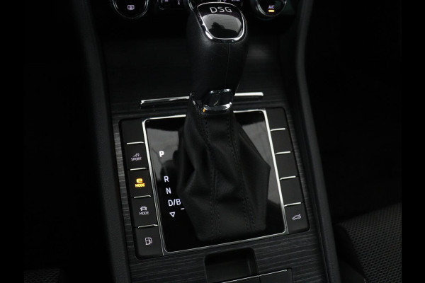 Škoda Superb 1.4 TSI iV Business Edition | Stoelverwarming | Carplay | Carplay | Virtual Cockpit | Navigatie | Parkeerhulp | Full LED | PHEV