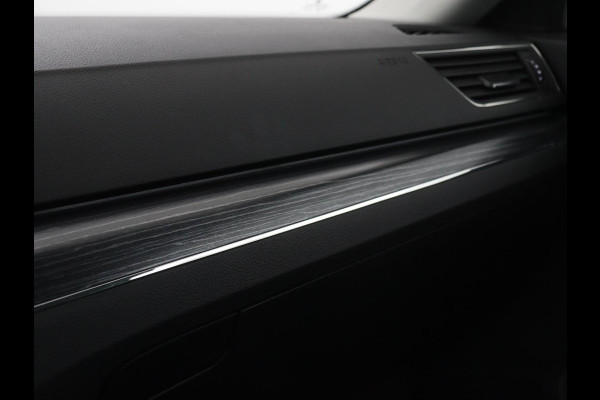 Škoda Superb 1.4 TSI iV Business Edition | Stoelverwarming | Carplay | Carplay | Virtual Cockpit | Navigatie | Parkeerhulp | Full LED | PHEV