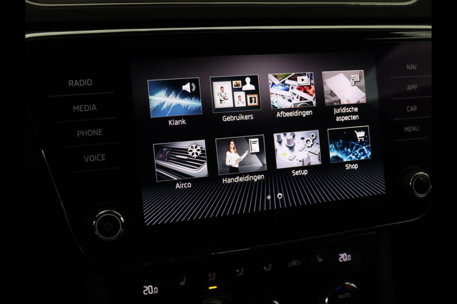 Škoda Superb 1.4 TSI iV Business Edition | Stoelverwarming | Carplay | Carplay | Virtual Cockpit | Navigatie | Parkeerhulp | Full LED | PHEV