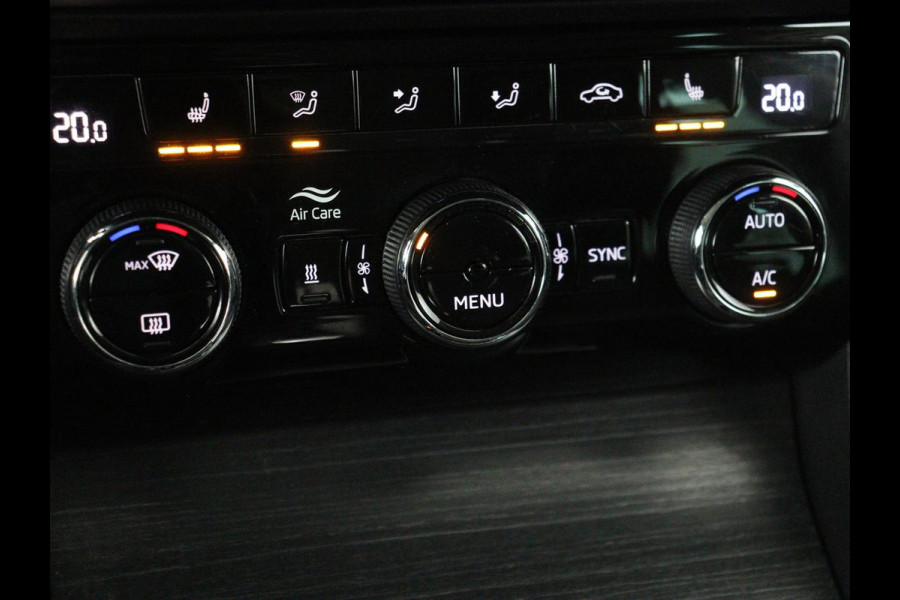 Škoda Superb 1.4 TSI iV Business Edition | Stoelverwarming | Carplay | Carplay | Virtual Cockpit | Navigatie | Parkeerhulp | Full LED | PHEV