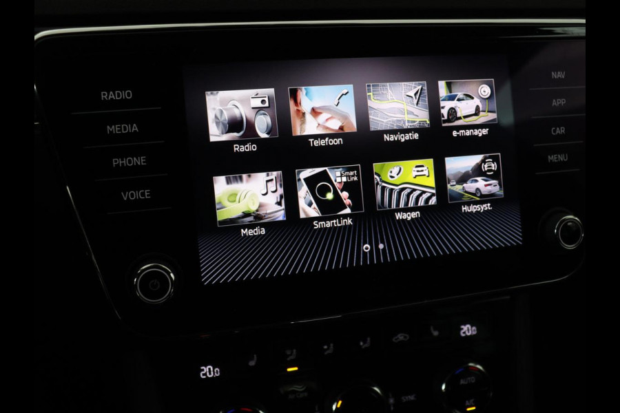 Škoda Superb 1.4 TSI iV Business Edition | Stoelverwarming | Carplay | Carplay | Virtual Cockpit | Navigatie | Parkeerhulp | Full LED | PHEV