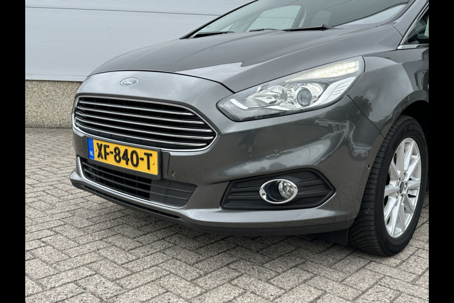 Ford S-Max 1.5 TITANTIUM, TREKHAAK, 7 PERSOONS, WINTER PACK, NAVIGATIE,