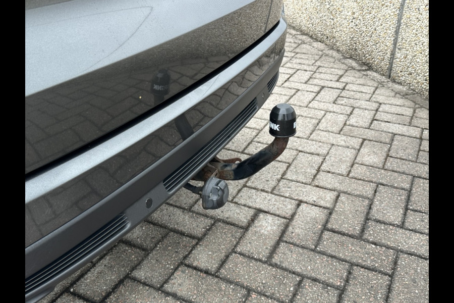 Ford S-Max 1.5 TITANTIUM, TREKHAAK, 7 PERSOONS, WINTER PACK, NAVIGATIE,