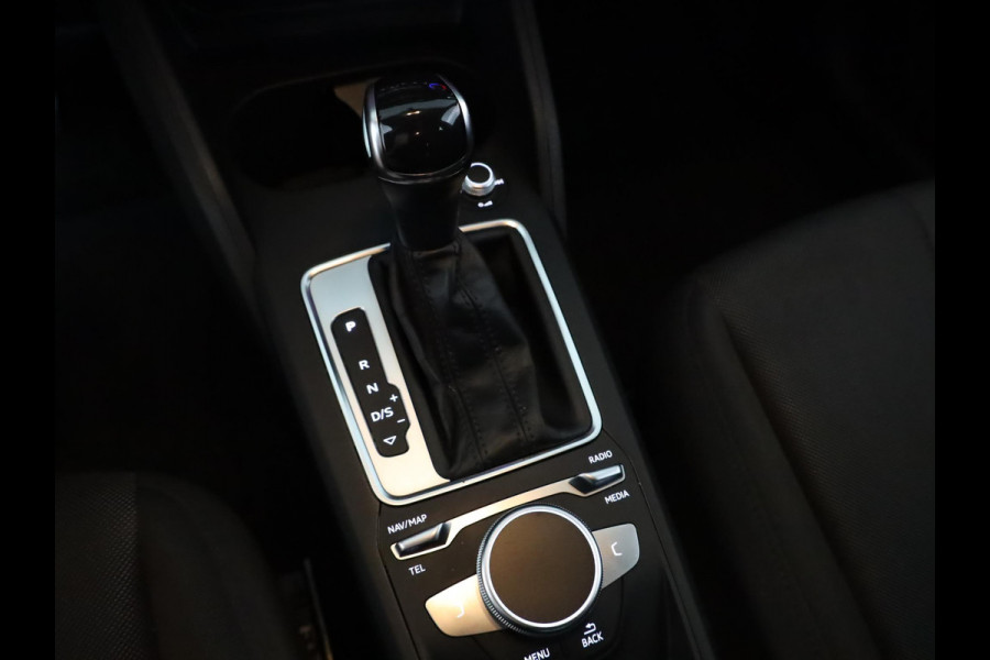 Audi Q2 35 TFSI Pro Line 150 pk S-tronic | Navigatie via App | Parkeersensoren (Park assist) | Achteruitrijcamera |17'LM-velgen | LED koplampen | Apple Carplay/Android Auto |