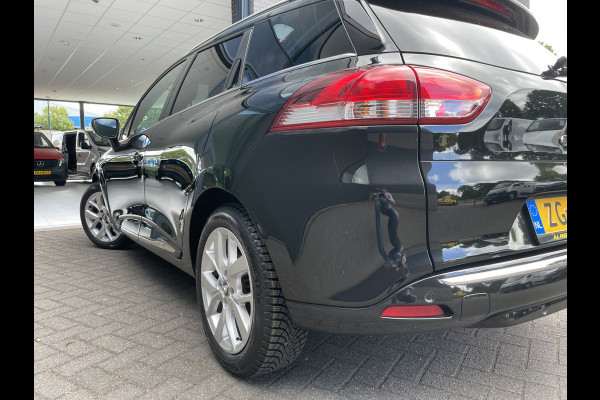 Renault Clio Estate 0.9 TCe Limited Airco - Cruise control - Parkeersensoren achter - Navigatie full map - Mistlampen voor - Lederen stuurwiel - Dakrails