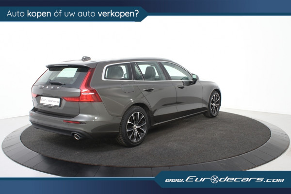 Volvo V60 2.0 D3 Momentum Pro *1ste Eigenaar*Leer*Navigatie*Stoelverwarming*