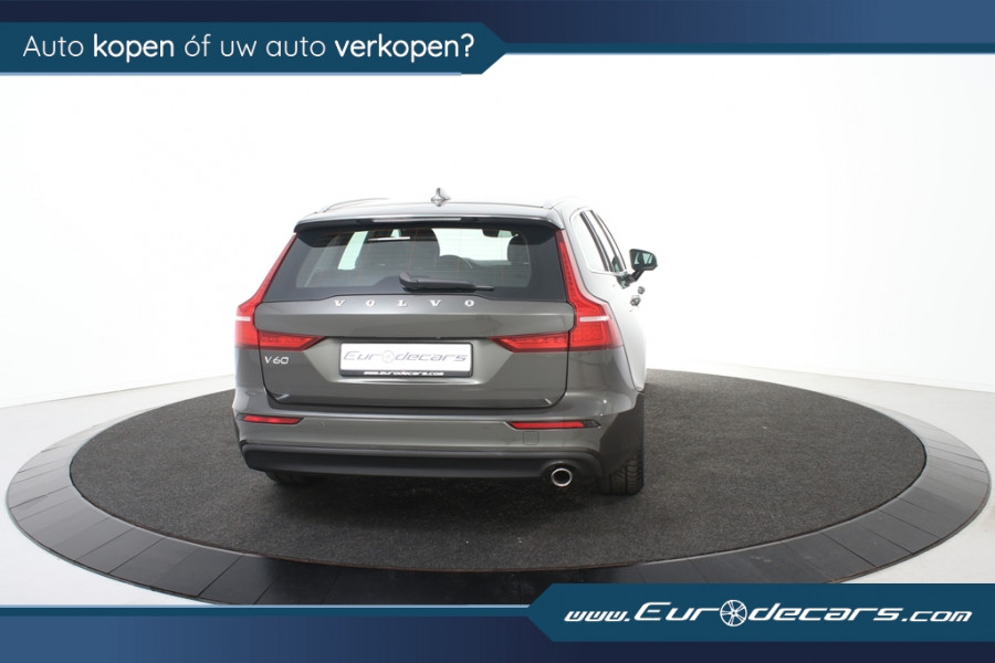 Volvo V60 2.0 D3 Momentum Pro *1ste Eigenaar*Leer*Navigatie*Stoelverwarming*