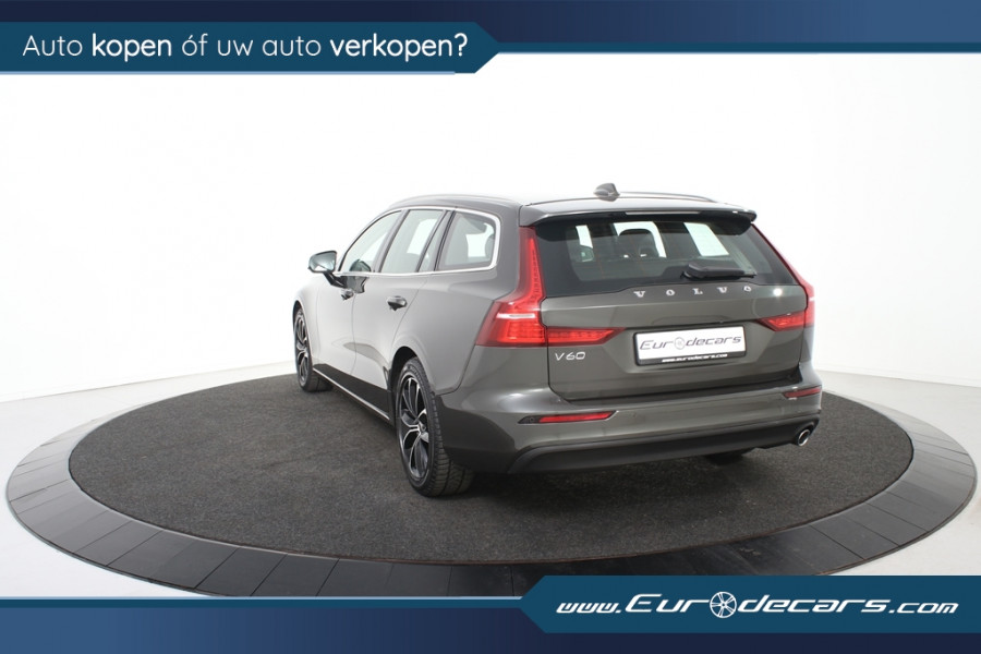 Volvo V60 2.0 D3 Momentum Pro *1ste Eigenaar*Leer*Navigatie*Stoelverwarming*