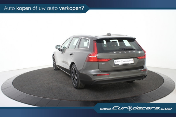 Volvo V60 2.0 D3 Momentum Pro *1ste Eigenaar*Leer*Navigatie*Stoelverwarming*