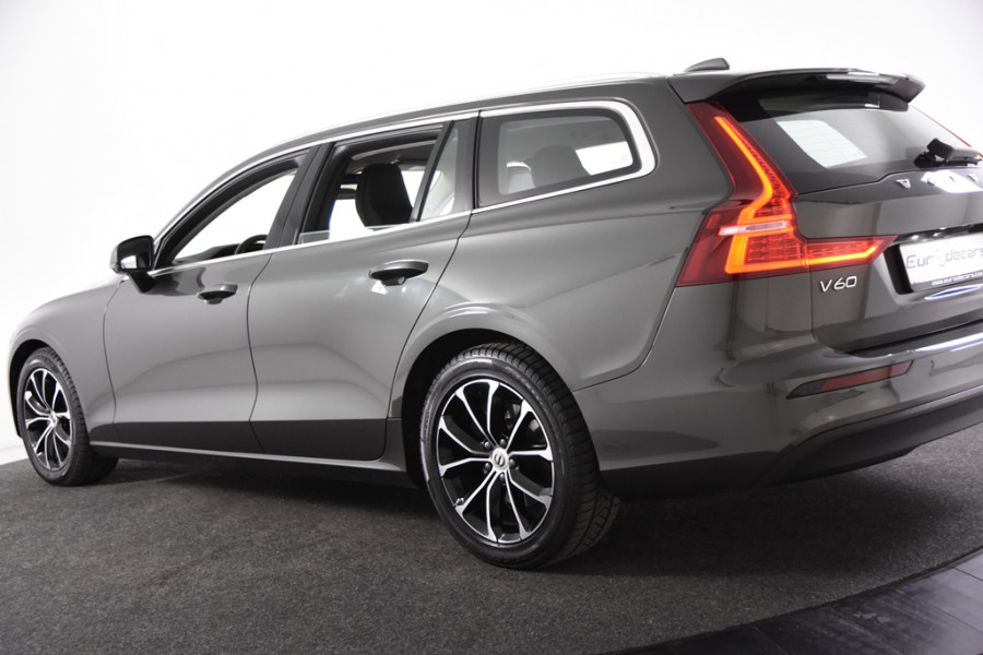 Volvo V60 2.0 D3 Momentum Pro *1ste Eigenaar*Leer*Navigatie*Stoelverwarming*