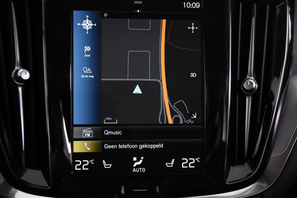 Volvo V60 2.0 D3 Momentum Pro *1ste Eigenaar*Leer*Navigatie*Stoelverwarming*