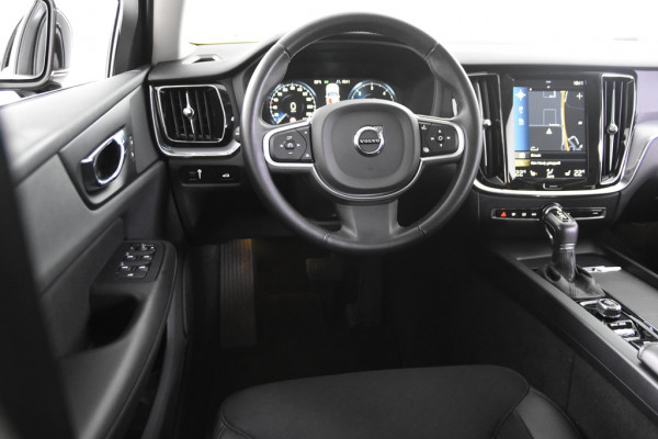 Volvo V60 2.0 D3 Momentum Pro *1ste Eigenaar*Leer*Navigatie*Stoelverwarming*