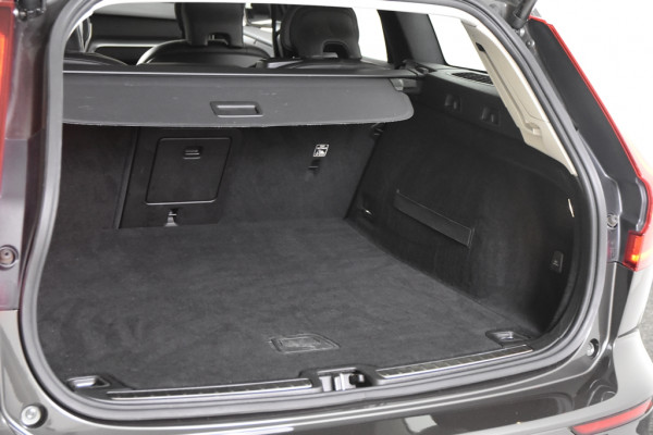 Volvo V60 2.0 D3 Momentum Pro *1ste Eigenaar*Leer*Navigatie*Stoelverwarming*