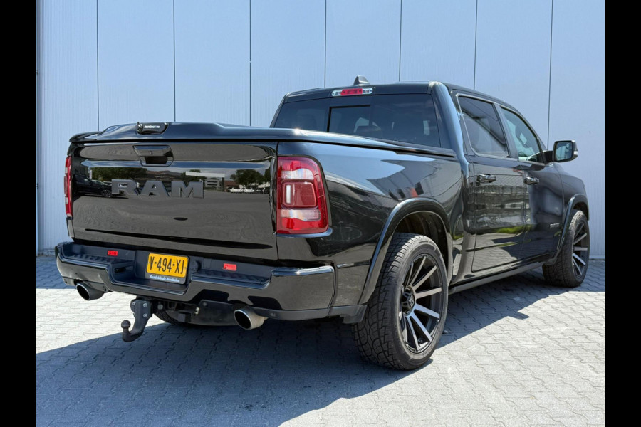 Dodge Ram 1500 5.7 V8 4x4 Crew Cab Laramie / Pano / Luchtvering / Elek sidesteps