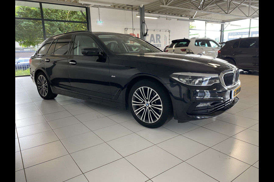 BMW 5 Serie Touring 530i High Executive elec trekhaak / stoelverwarming /koeling /