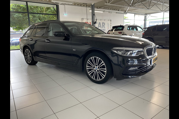 BMW 5 Serie Touring 530i High Executive elec trekhaak / stoelverwarming /koeling /