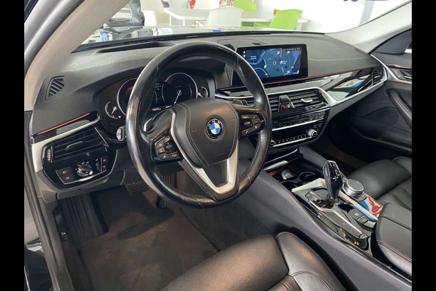 BMW 5 Serie Touring 530i High Executive elec trekhaak / stoelverwarming /koeling /